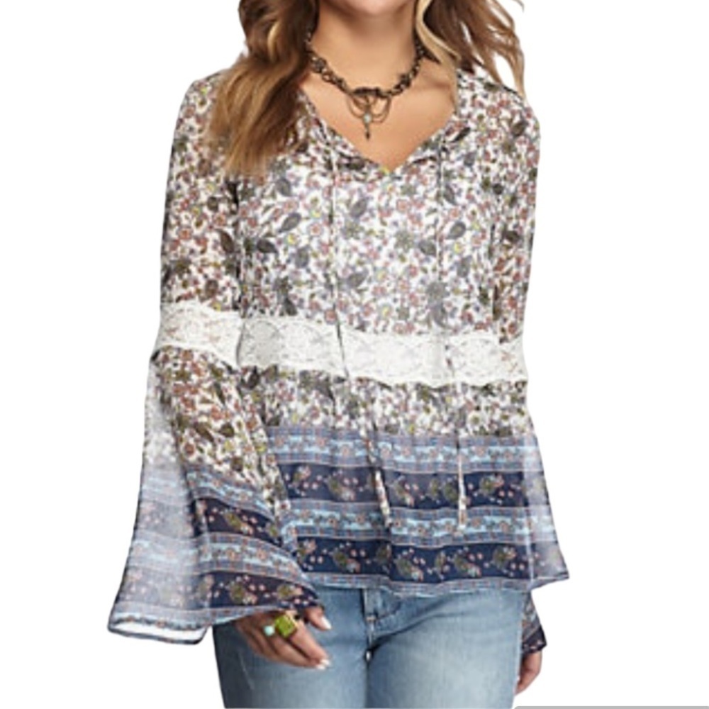 altar’d state Carefree Blue bohemian Long bell Sleeved floral print Peasant Top